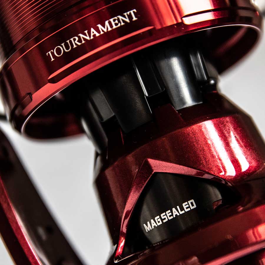 Daiwa 20 TOURNAMENT BASIA SURF 45 SCW QD