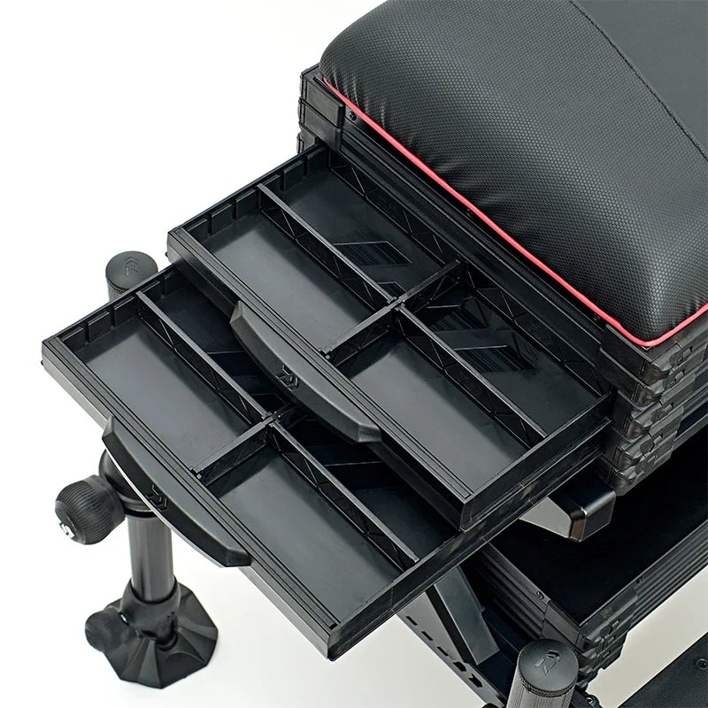 Daiwa TOURNAMENT 800 SEAT BOX BLACK