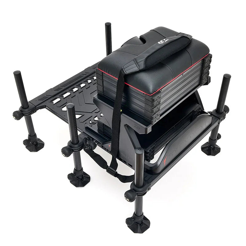 Daiwa TOURNAMENT 800 SEAT BOX BLACK