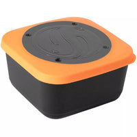 Guru Bait Box 5,3 pint Solid Lid