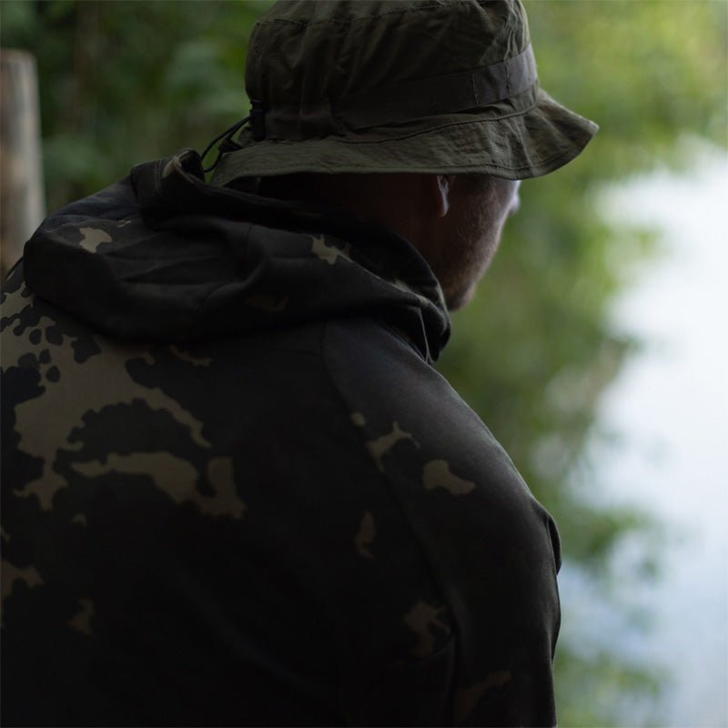 Korda Lightweight Hoodie Dark Kamo