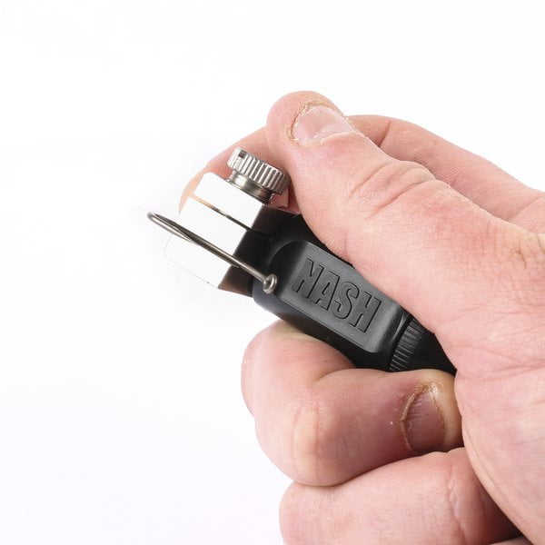 Nash Pinpoint Hook Doctor Vice