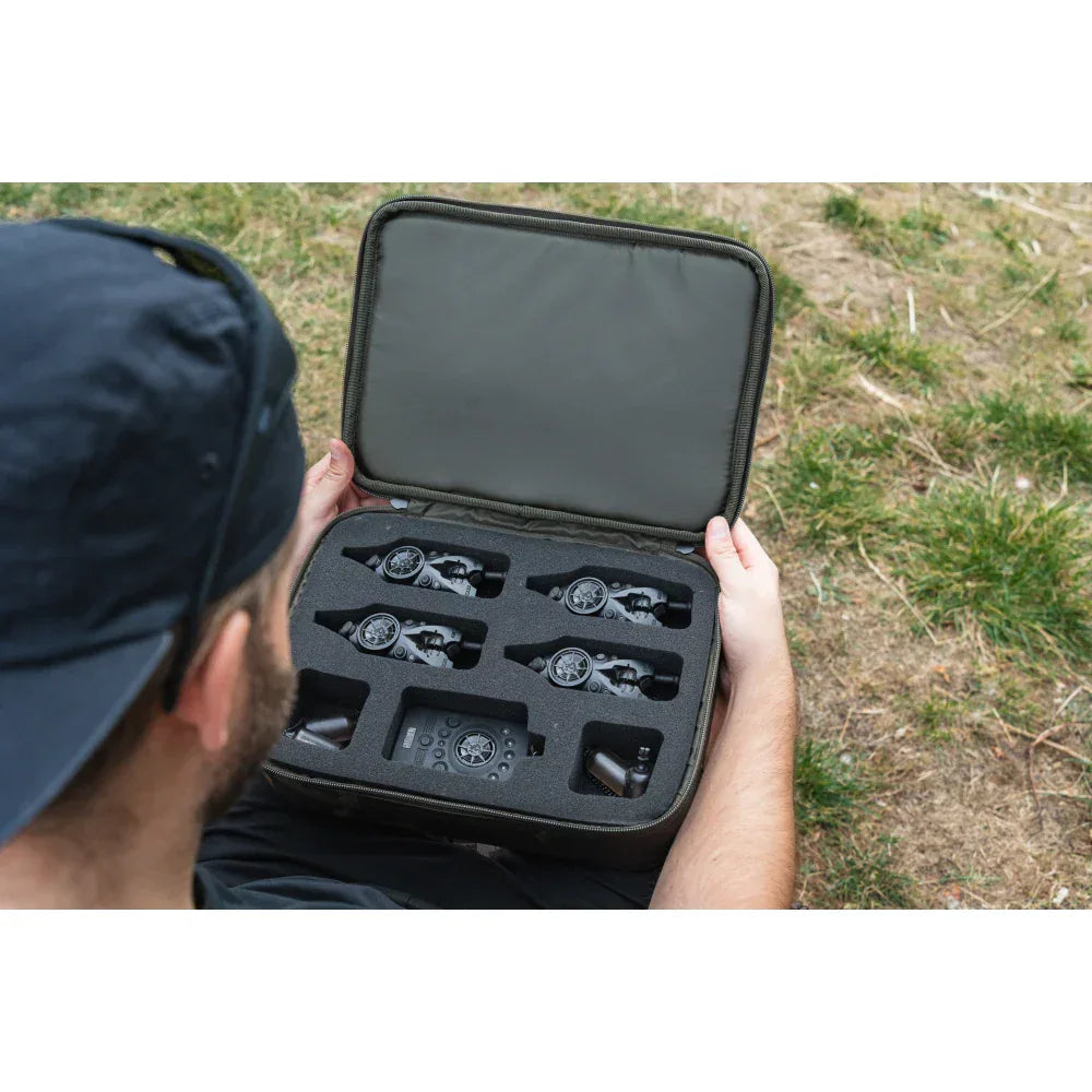 Nash Subterfuge Siren R4 Presentation Case