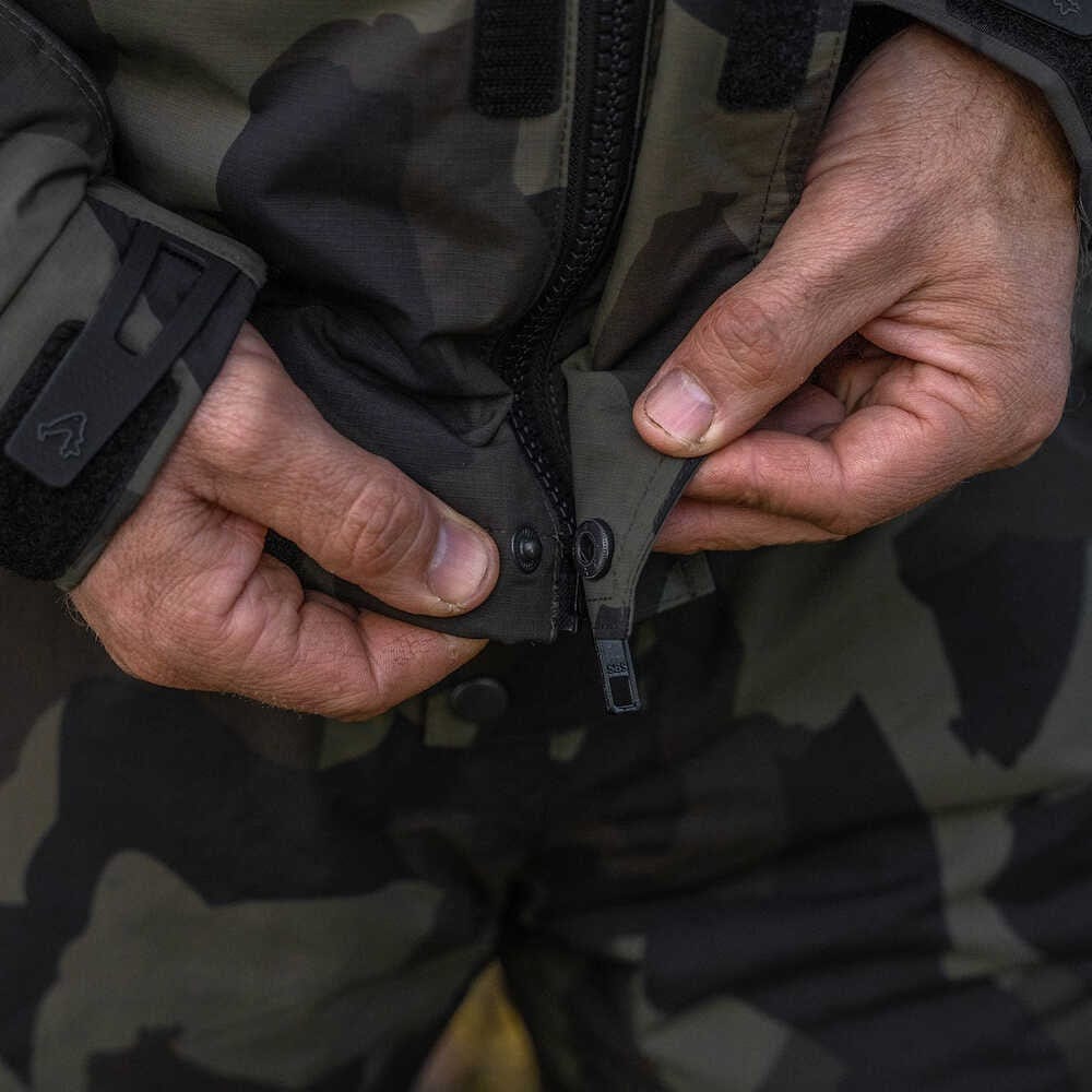 Avid Carp ARCTIC 50 Camo Suit
