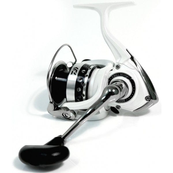 daiwa 4000 b reel Daiwa Laguna E4000B Spinning Reel Size 4000 – MatchFishing